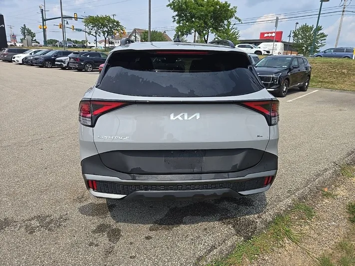 2024 Kia Sportage - view 5