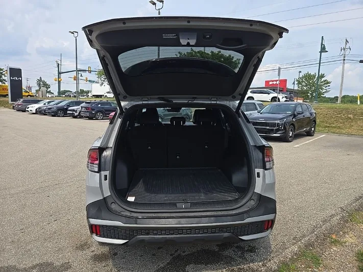 2024 Kia Sportage - view 6