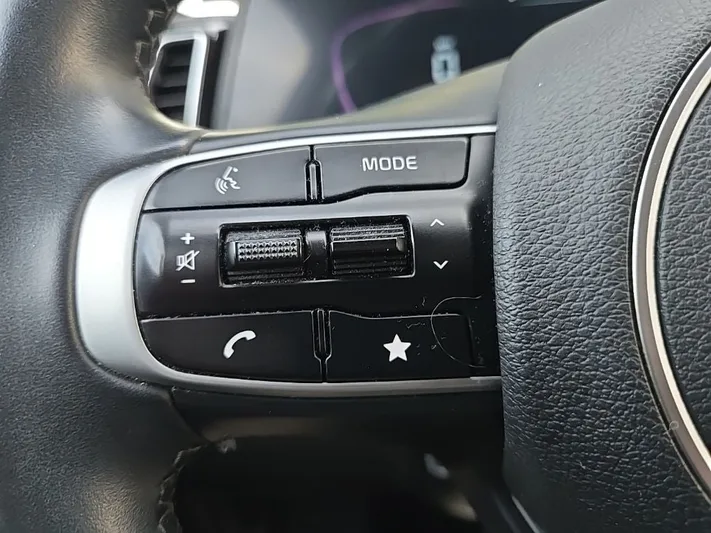 2024 Kia Sportage - view 17