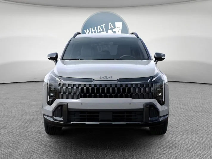 2026 Kia Sportage - view 2