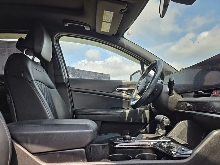 2023 Kia Sportage - view 37