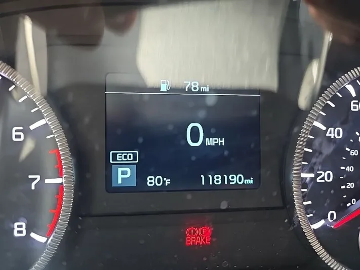 2021 Kia Telluride - view 17