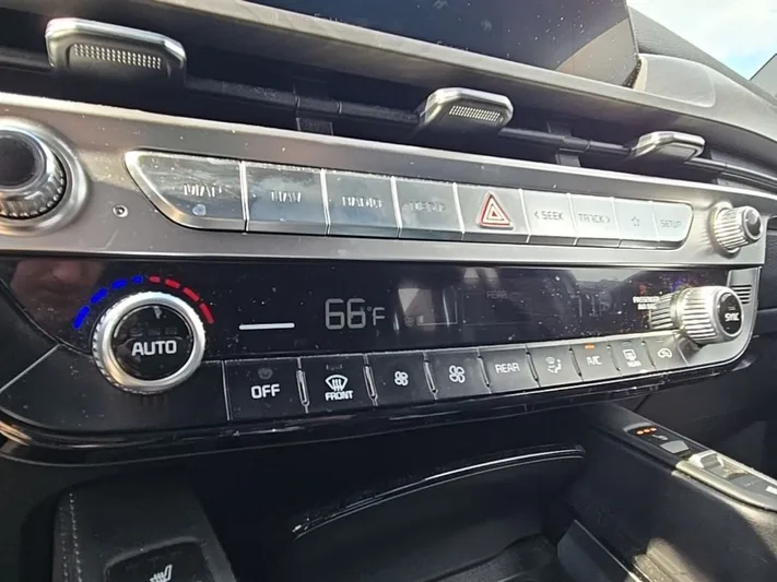 2024 Kia Telluride - view 11