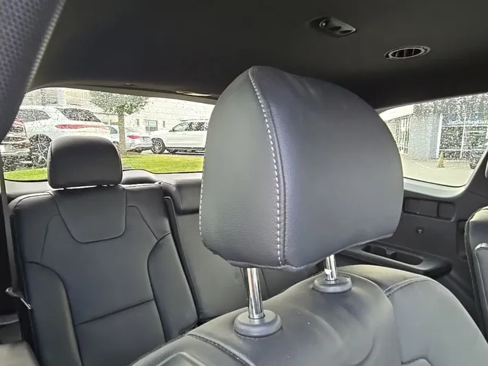 2024 Kia Telluride - view 24