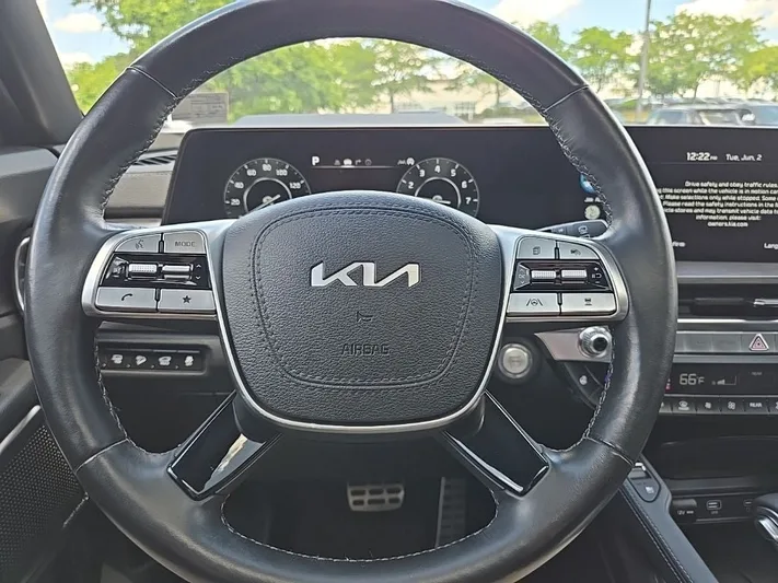2023 Kia Telluride - view 14