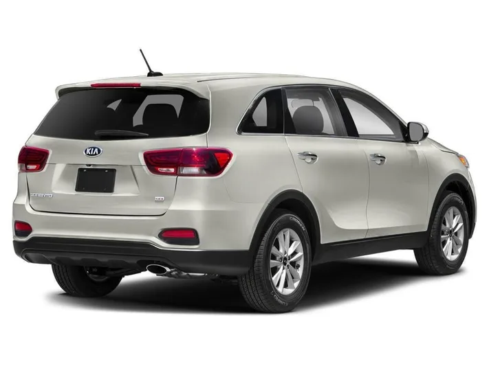 2019 Kia Sorento - view 2