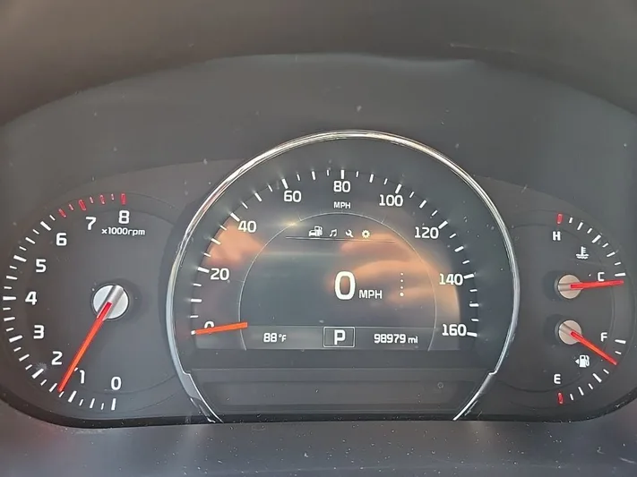 2018 Kia Sorento - view 17