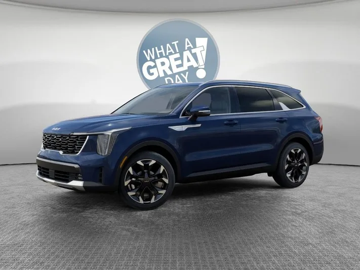 2026 Kia Sorento - view 3