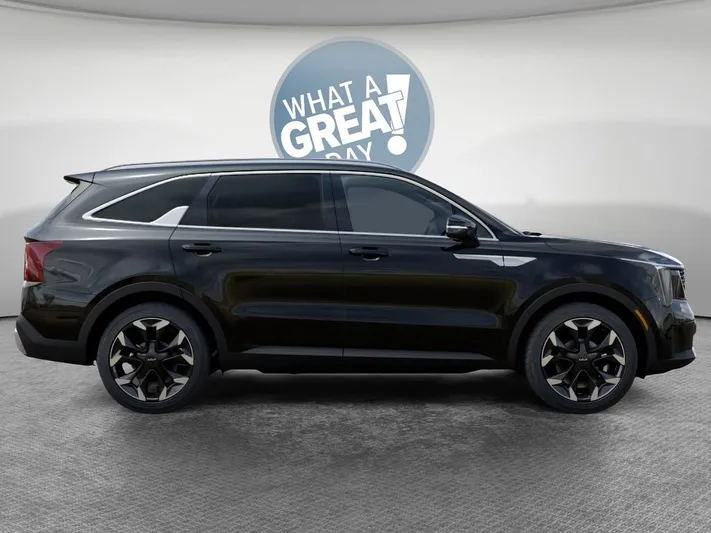 2026 Kia Sorento - view 7