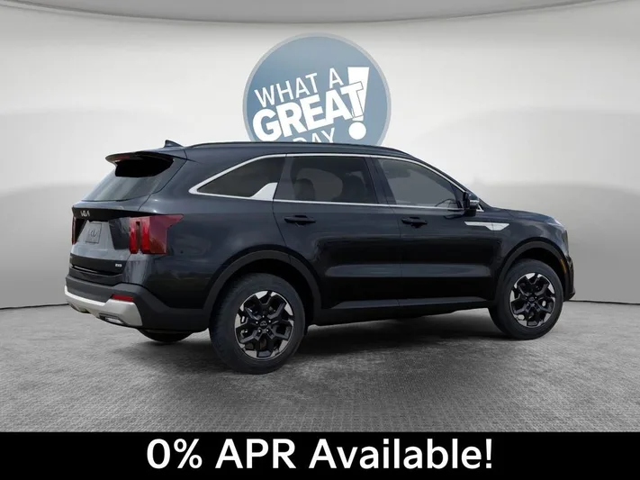 2026 Kia Sorento - view 6
