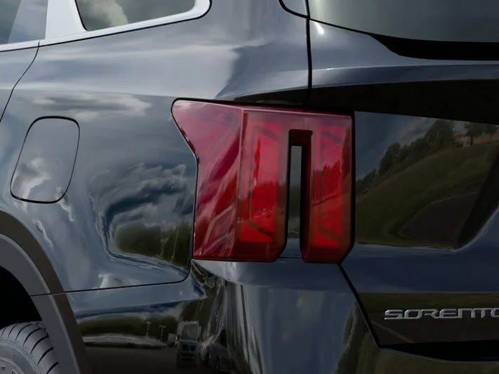 2026 Kia Sorento - view 11