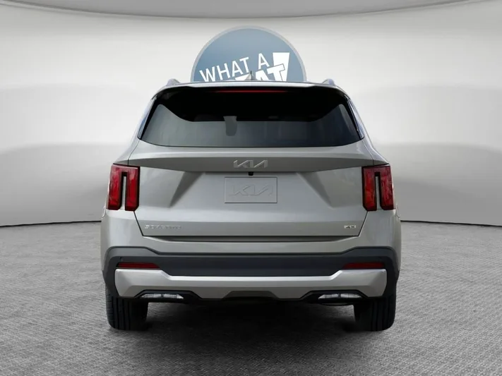 2026 Kia Sorento - view 13