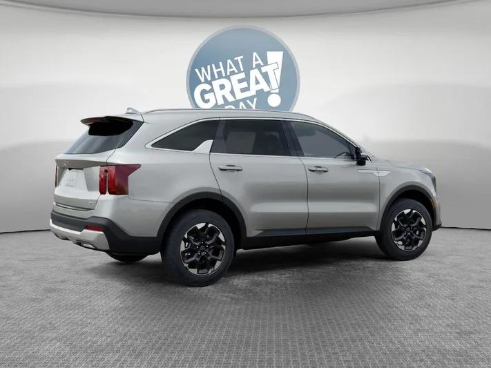 2026 Kia Sorento - view 6