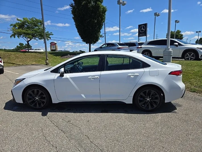 2024 Toyota Corolla - view 10