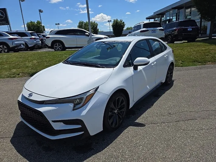 2024 Toyota Corolla - view 11