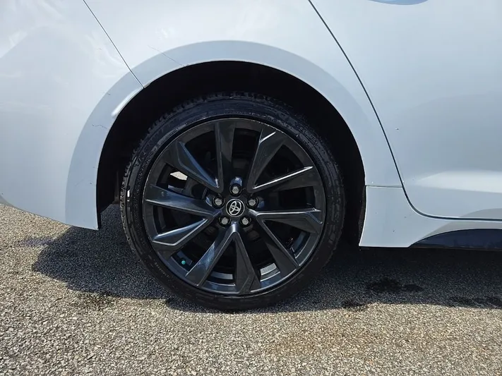 2024 Toyota Corolla - view 13