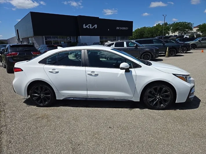 2024 Toyota Corolla - view 2
