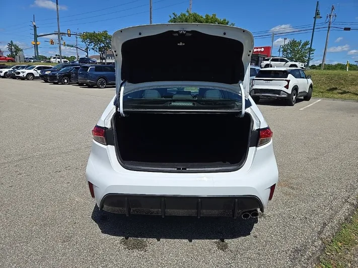 2024 Toyota Corolla - view 5