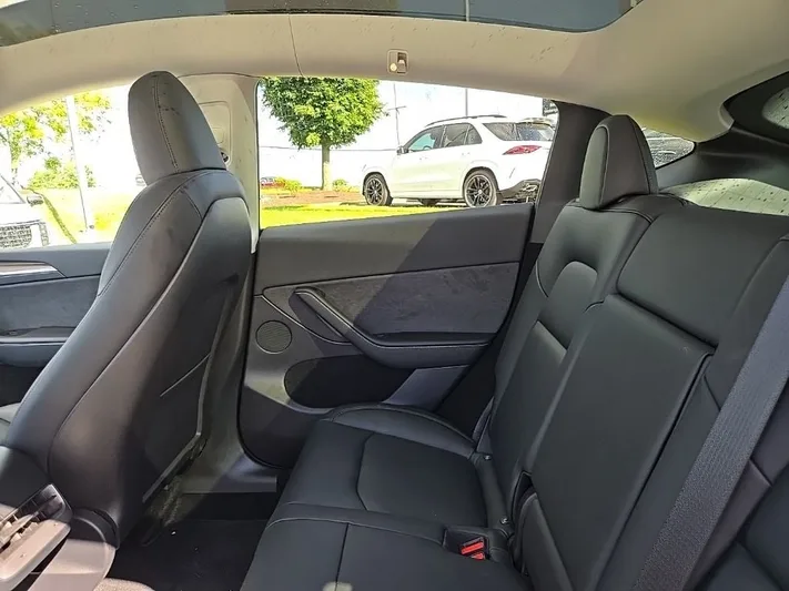 2023 Tesla Model - view 30