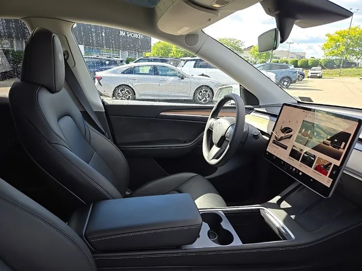 2023 Tesla Model - view 33