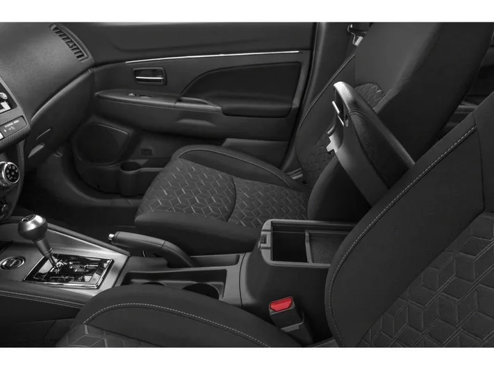 2024 Mitsubishi Outlander - view 40