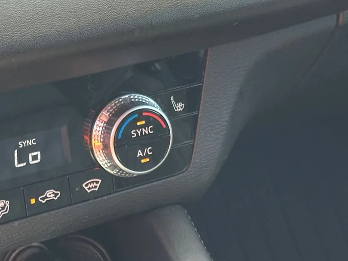 2022 Mitsubishi Outlander - view 30