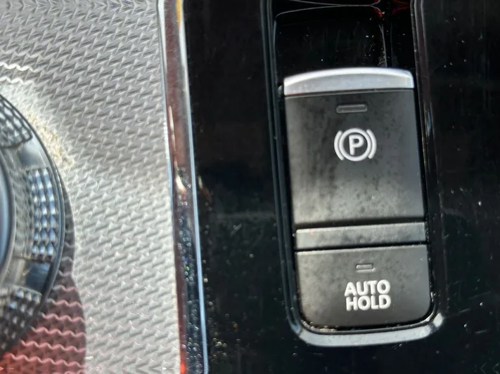 2022 Mitsubishi Outlander - view 31