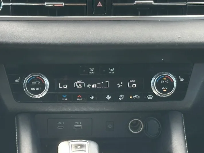 2022 Mitsubishi Outlander - view 34