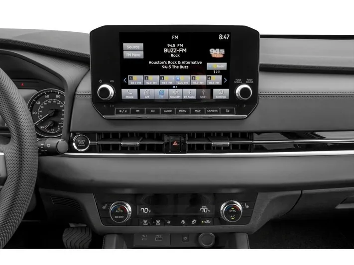 2024 Mitsubishi Outlander - view 10