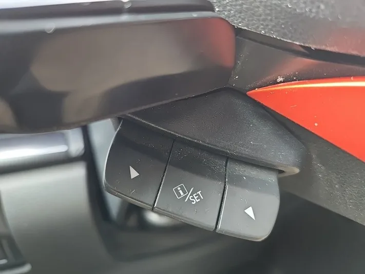 2024 Subaru Forester - view 17