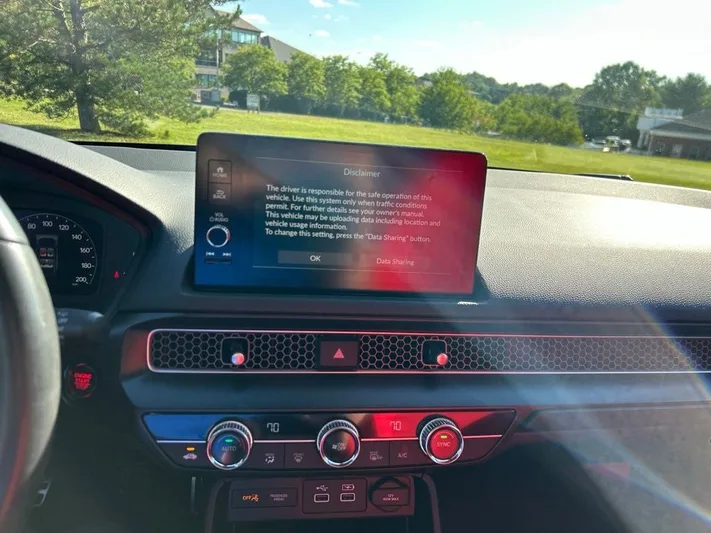 2024 Honda Civic - view 9