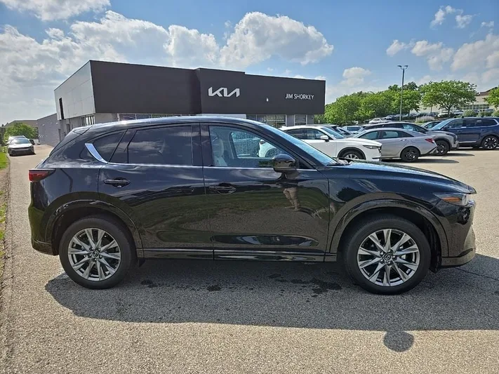 2025 Mazda CX-5 - view 2