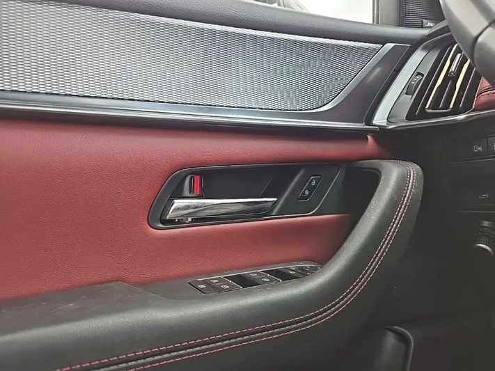 2025 Mazda CX-70 - view 25