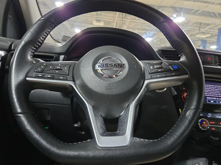 2022 Nissan Rogue - view 15