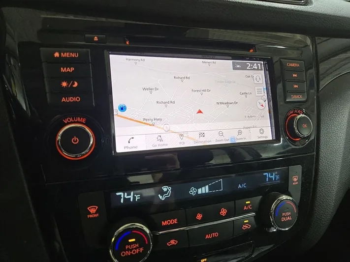 2022 Nissan Rogue - view 19