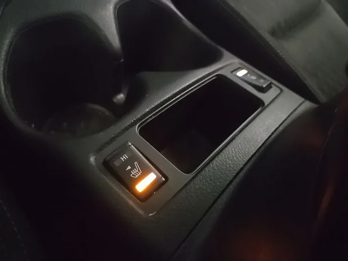 2020 Nissan Rogue - view 28