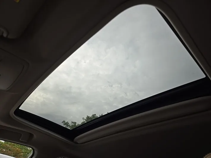 2018 Toyota RAV4 - view 26
