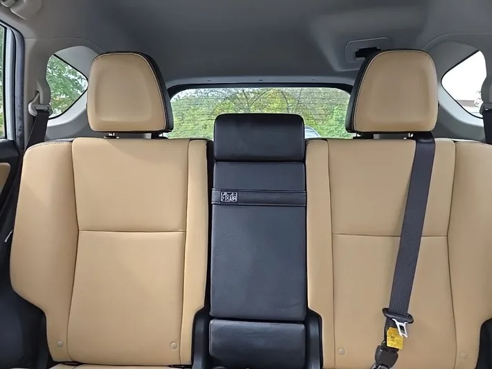 2018 Toyota RAV4 - view 28