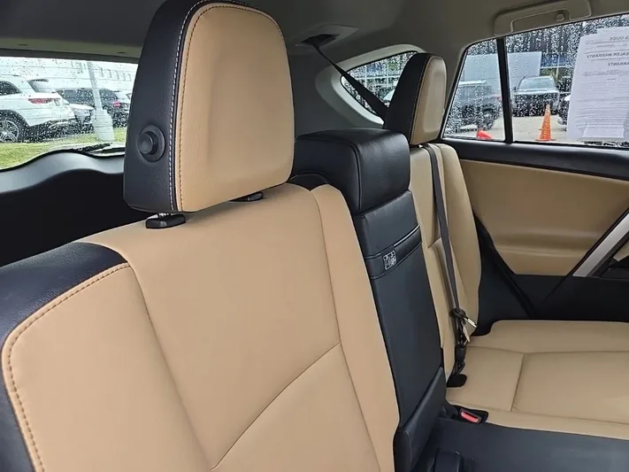 2018 Toyota RAV4 - view 37