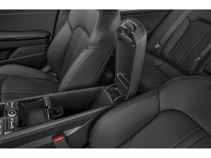 2025 Kia K5 - view 35