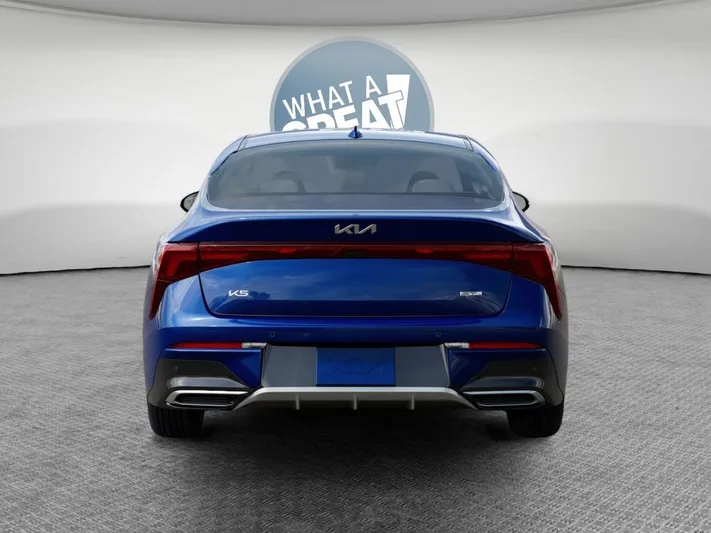 2026 Kia K5 - view 13