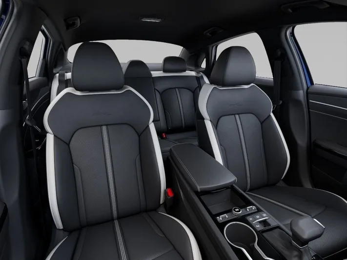 2026 Kia K5 - view 15