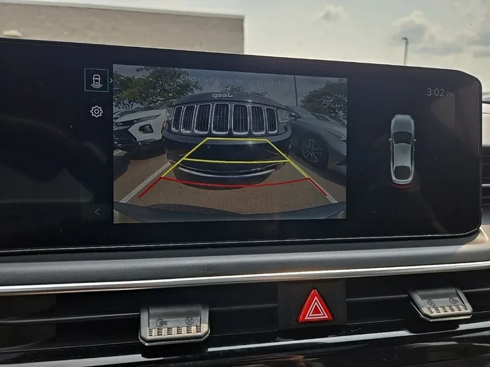 2025 Kia K5 - view 23