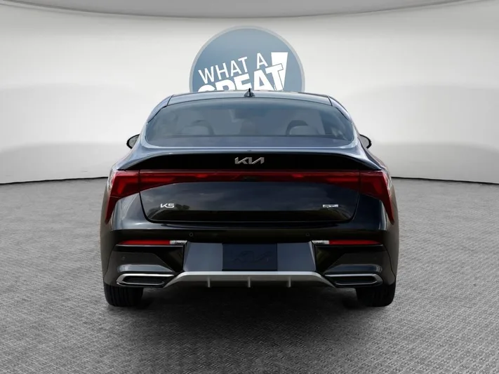 2026 Kia K5 - view 13