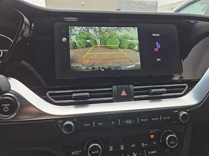 2022 Kia Niro - view 20