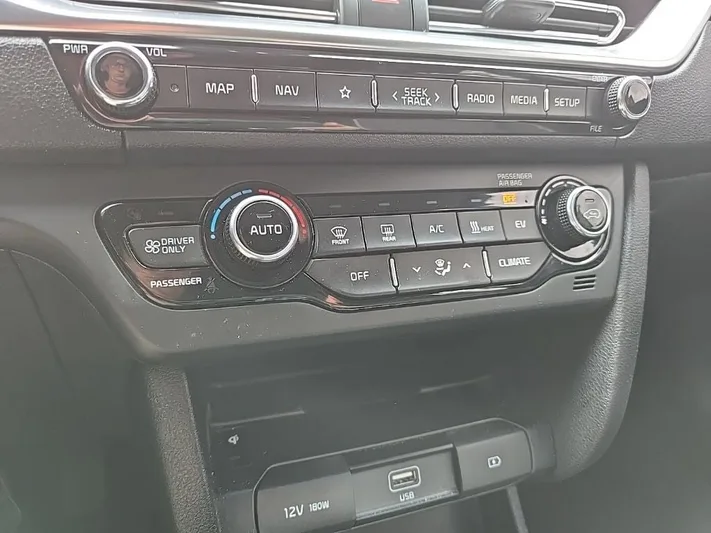 2022 Kia Niro - view 21
