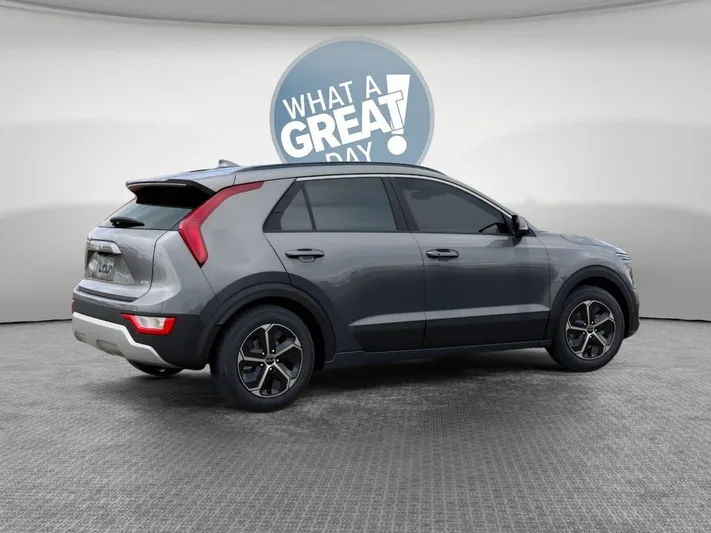 2026 Kia Niro - view 6