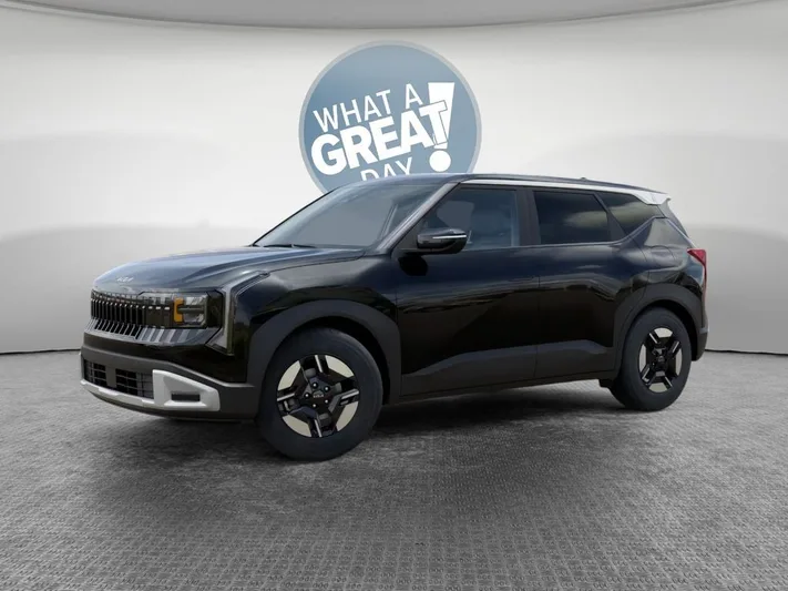 2027 Kia Seltos - view 3