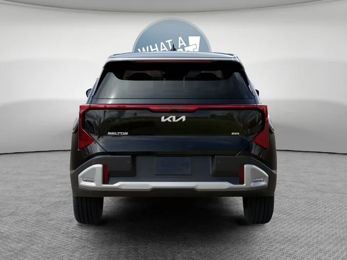 2027 Kia Seltos - view 5