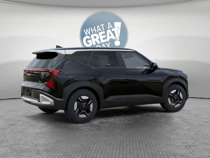 2027 Kia Seltos - view 6